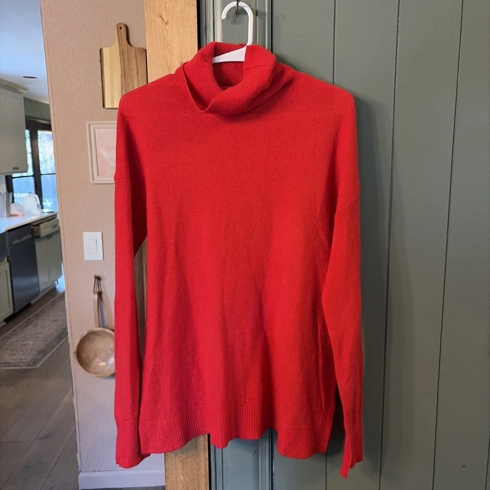 Nordstrom 100% Cashmere Red Women's M Turtleneck Pullover Sweater